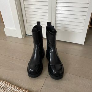 H&M chunky black boots